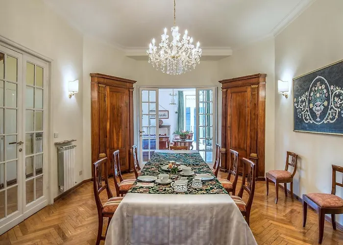 Pantheon Luxury Апартаменты *